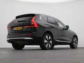 Volvo XC60 (2023) thumbnail 16