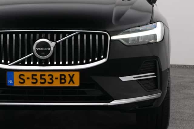 Volvo XC60 (2023) thumbnail 19