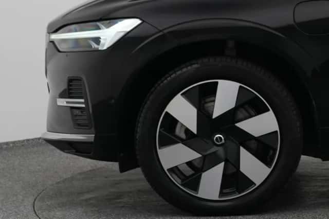 Volvo XC60 (2023) thumbnail 21