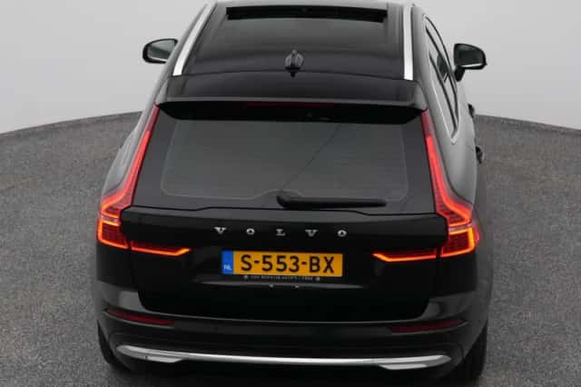 Volvo XC60 (2023) thumbnail 28