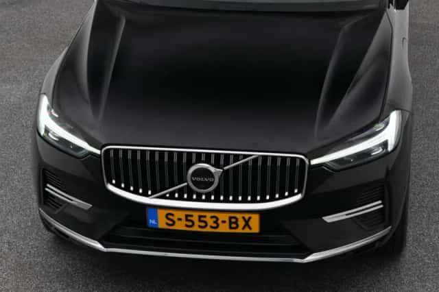 Volvo XC60 (2023) thumbnail 30