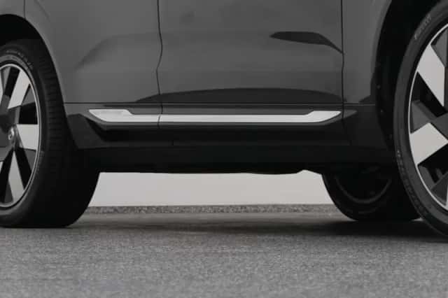 Volvo XC60 (2023) thumbnail 38