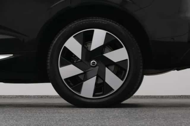 Volvo XC60 (2023) thumbnail 40