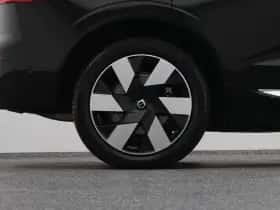 Volvo XC60 (2023) thumbnail 41