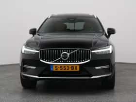 Volvo XC60 (2023) thumbnail 9