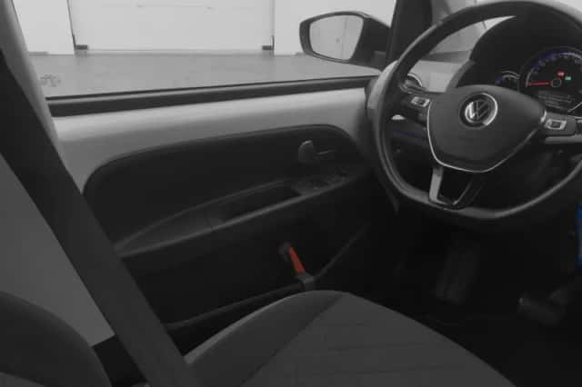 Volkswagen E-Up! (2020) thumbnail 12