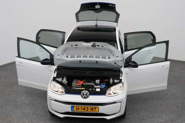 Volkswagen E-Up! (2020) thumbnail 28