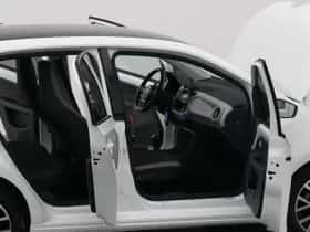 Volkswagen E-Up! (2020) thumbnail 35