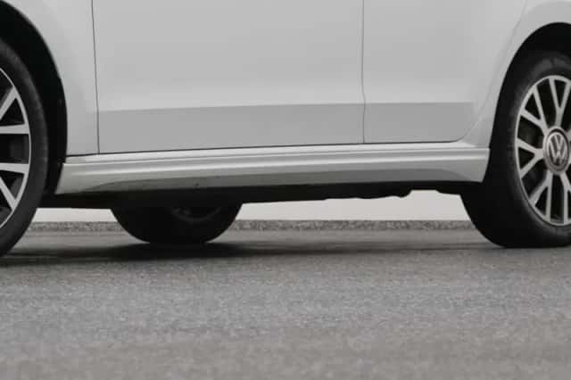 Volkswagen E-Up! (2020) thumbnail 38