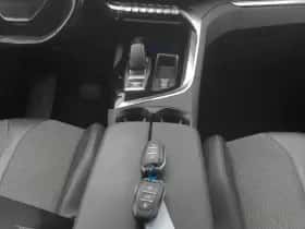 Peugeot 3008 (2021) thumbnail 12