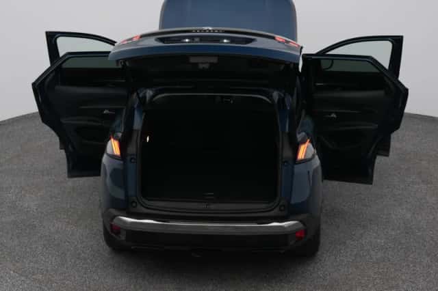 Peugeot 3008 (2021) thumbnail 29