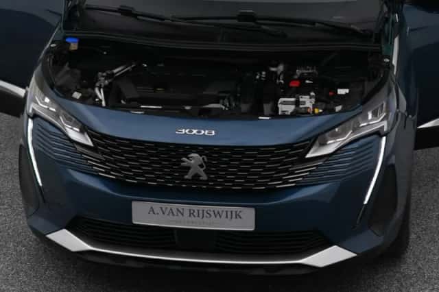 Peugeot 3008 (2021) thumbnail 31