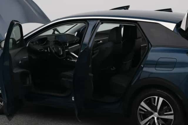 Peugeot 3008 (2021) thumbnail 33