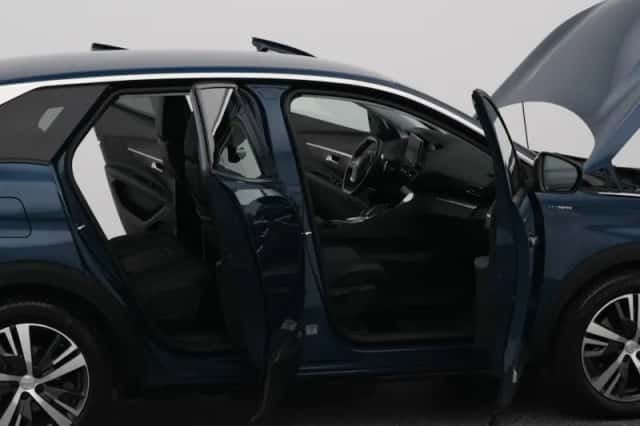Peugeot 3008 (2021) thumbnail 34