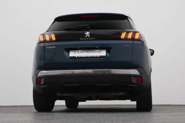 Peugeot 3008 (2021) thumbnail 36