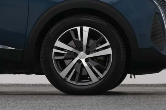 Peugeot 3008 (2021) thumbnail 42