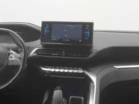 Peugeot 3008 (2021) thumbnail 8