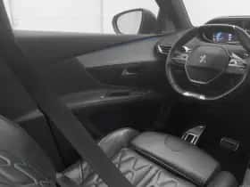 Peugeot 3008 (2022) thumbnail 11