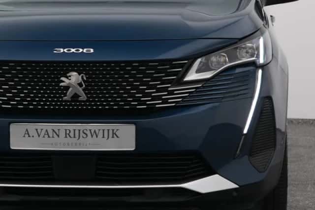 Peugeot 3008 (2022) thumbnail 19