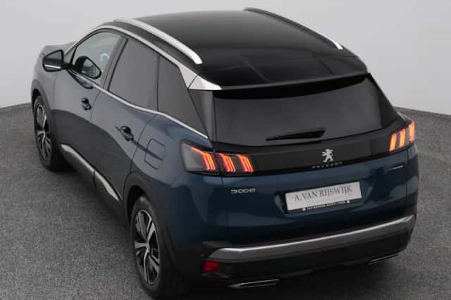 Peugeot 3008 (2022) thumbnail 25