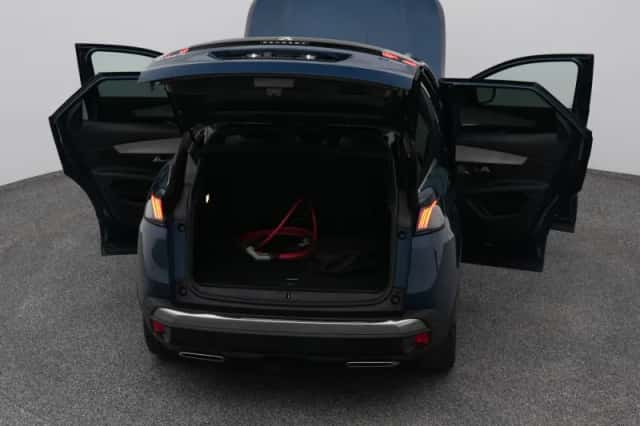 Peugeot 3008 (2022) thumbnail 29