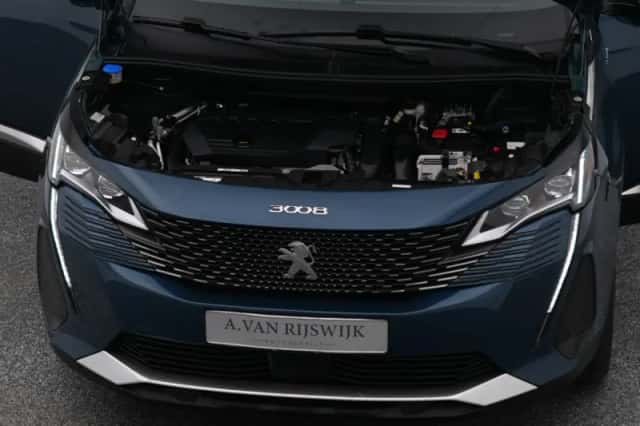 Peugeot 3008 (2022) thumbnail 31