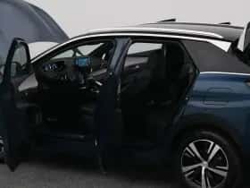 Peugeot 3008 (2022) thumbnail 33