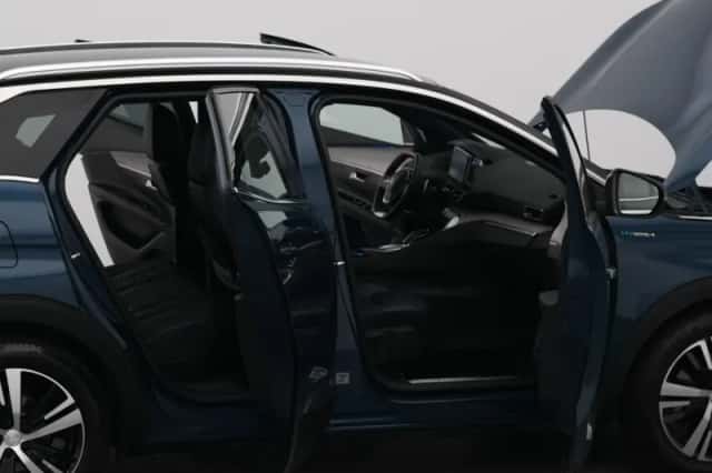 Peugeot 3008 (2022) thumbnail 34