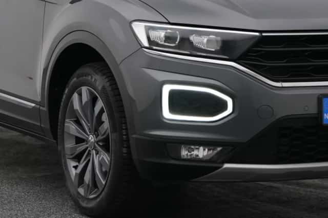 Volkswagen T-Roc (2022) thumbnail 17