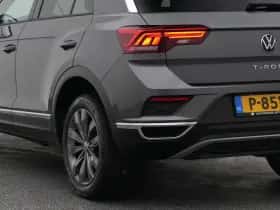 Volkswagen T-Roc thumbnail 18