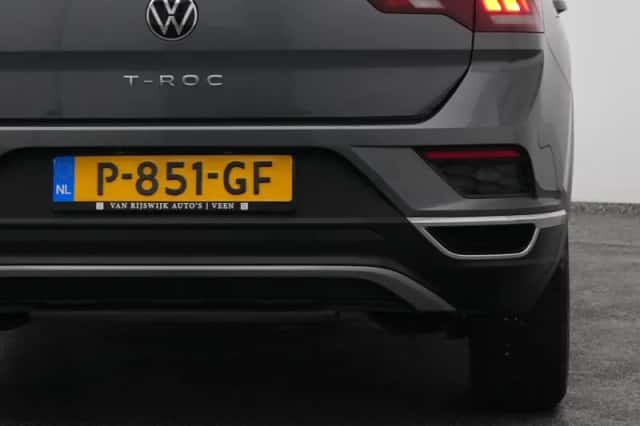Volkswagen T-Roc (2022) thumbnail 20