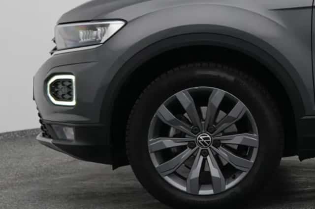 Volkswagen T-Roc (2022) thumbnail 21