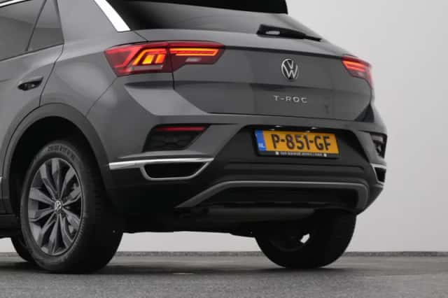 Volkswagen T-Roc (2022) thumbnail 22