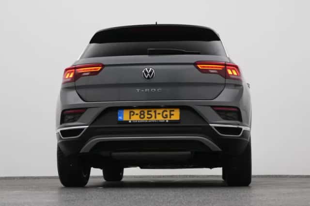 Volkswagen T-Roc (2022) thumbnail 36