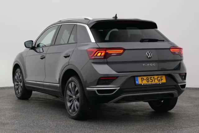 Volkswagen T-Roc (2022) thumbnail 5