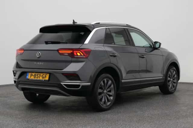 Volkswagen T-Roc (2022) thumbnail 6