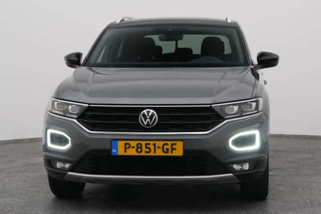 Volkswagen T-Roc (2022) thumbnail 9