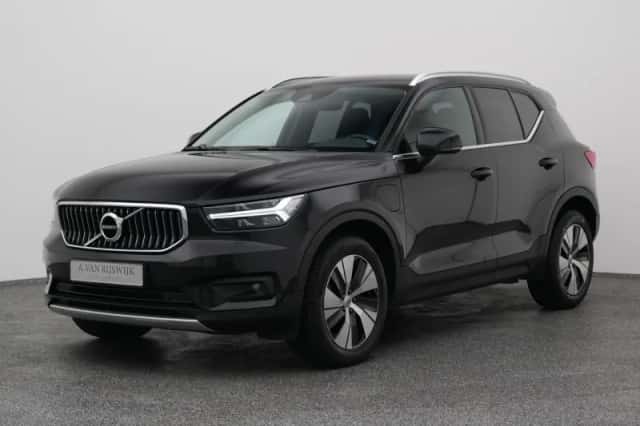 Volvo XC40 (2022)