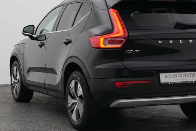 Volvo XC40 (2022) thumbnail 18