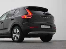Volvo XC40 (2022) thumbnail 22