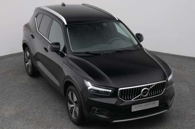 Volvo XC40 (2022) thumbnail 24