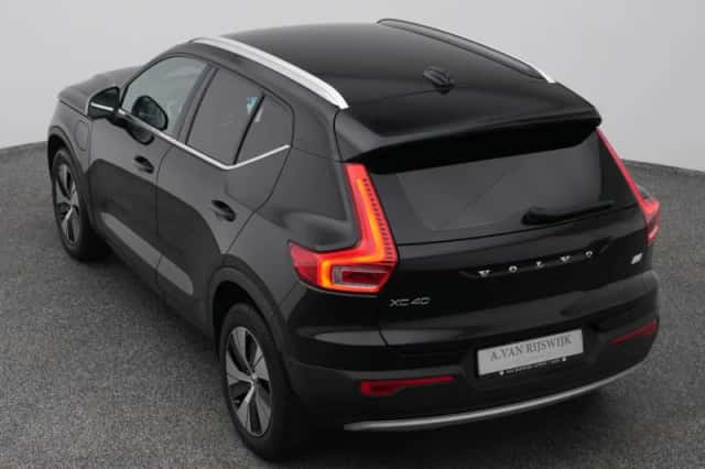 Volvo XC40 (2022) thumbnail 25