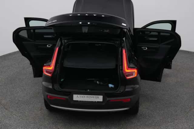 Volvo XC40 (2022) thumbnail 29