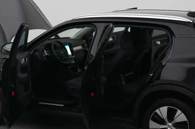 Volvo XC40 (2022) thumbnail 33
