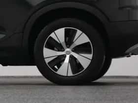 Volvo XC40 (2022) thumbnail 40