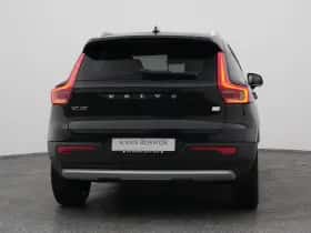 Volvo XC40 (2022) thumbnail 10