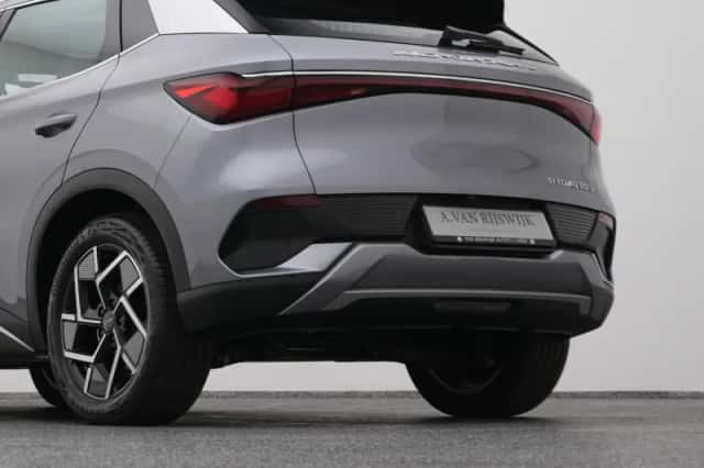 BYD Atto (2024) thumbnail 23