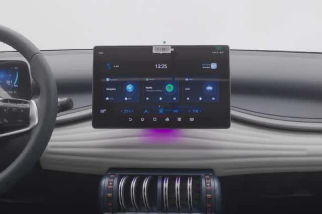 BYD Atto (2024) thumbnail 9