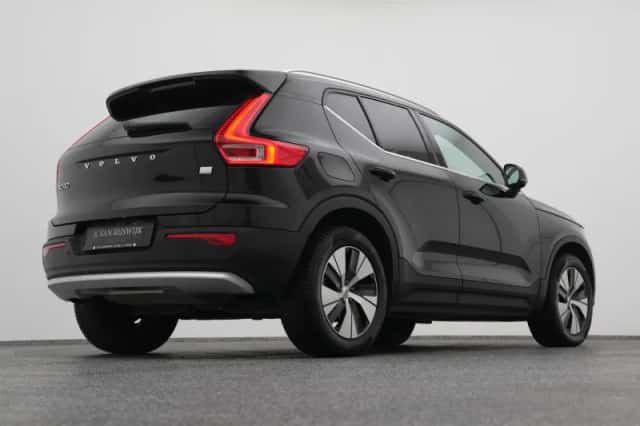 Volvo XC40 (2023) thumbnail 16