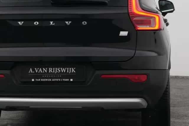 Volvo XC40 (2023) thumbnail 20